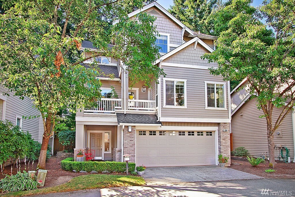 484 Newport Wy NW  Issaquah WA 98027 photo