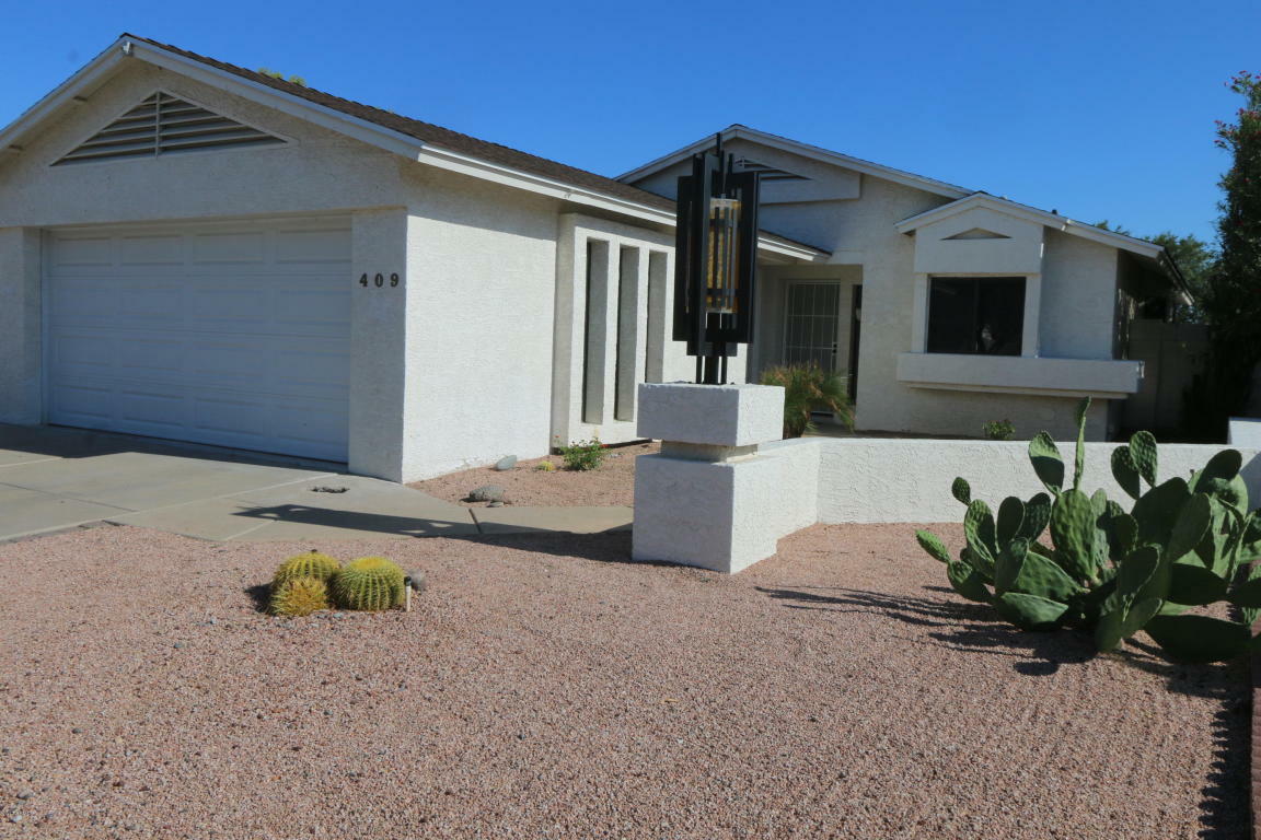 Property Photo:  409 W Beverly Lane  AZ 85023 