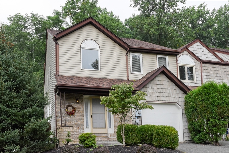 Property Photo:  22 Monett Ct  NJ 07950 