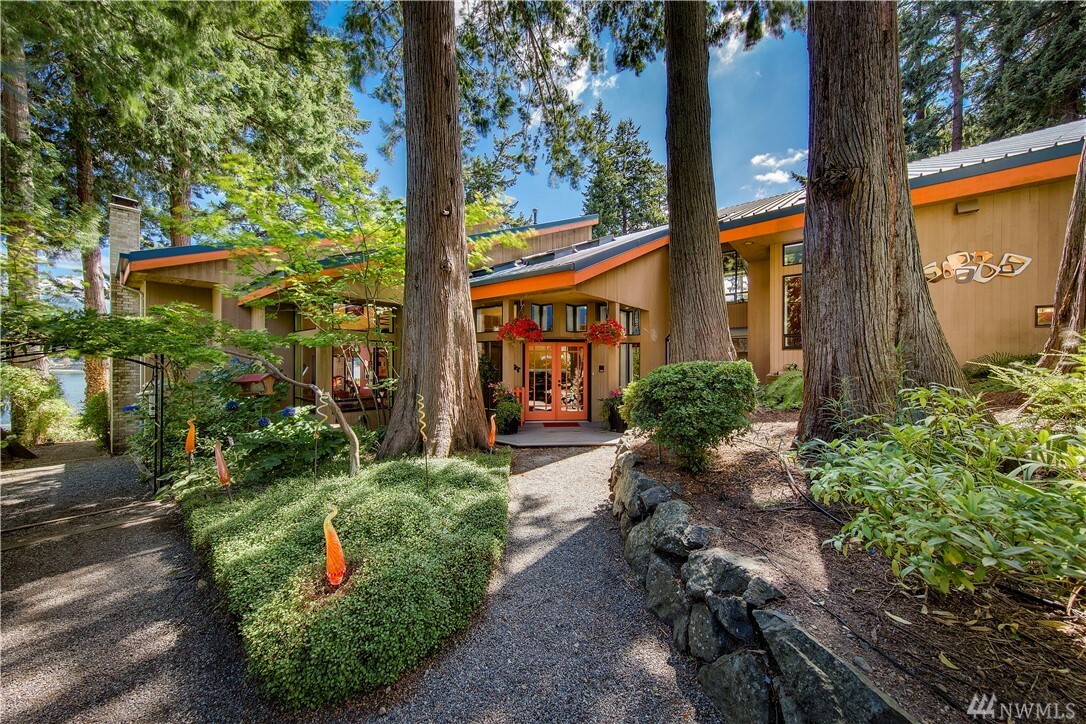 Property Photo:  1456 Madrona Point Dr  WA 98312 