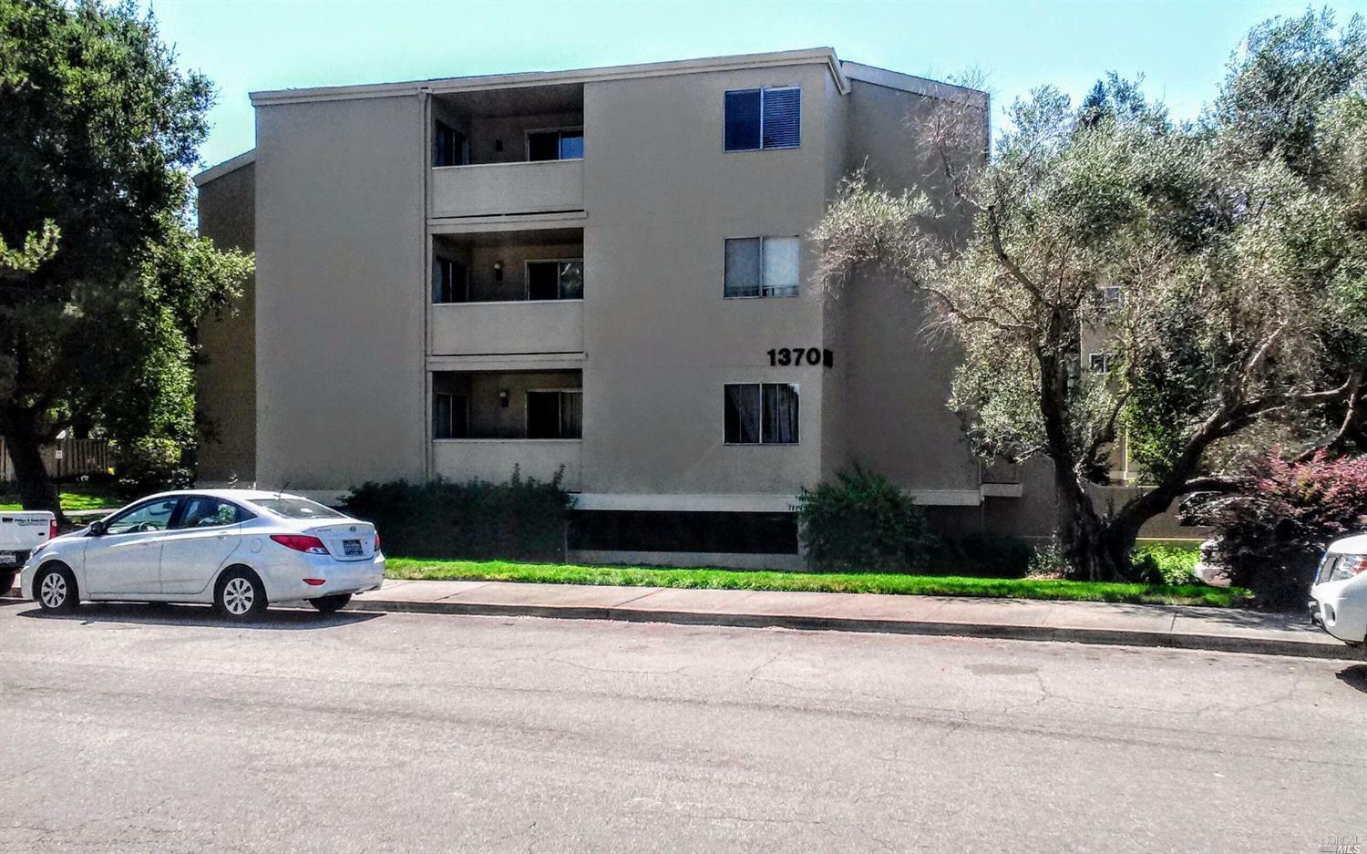 Property Photo:  1370 Townview Avenue 108  CA 95405 