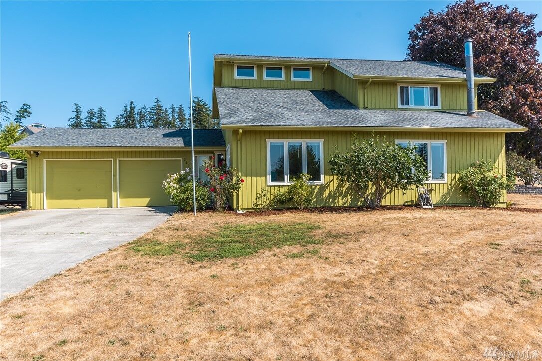 Property Photo:  2192 Heritage Wy  WA 98277 