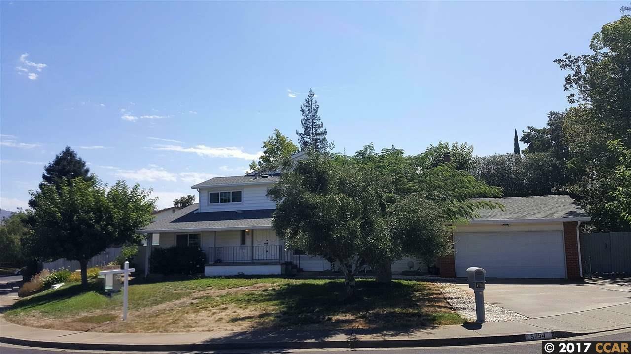 Property Photo: 5754 Pepperridge Pl CA 94521