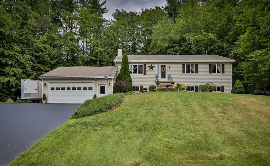Property Photo: 4 Sands Terrace NH 03054