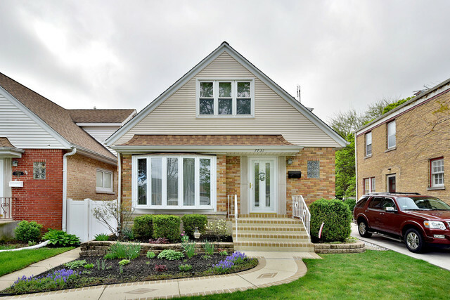 Property Photo:  7731 Hortense Avenue  IL 60631 