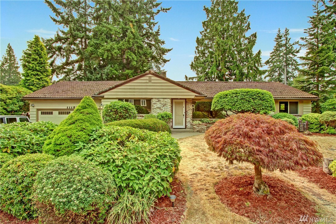 Property Photo:  11106 236th Place SW  WA 98020 