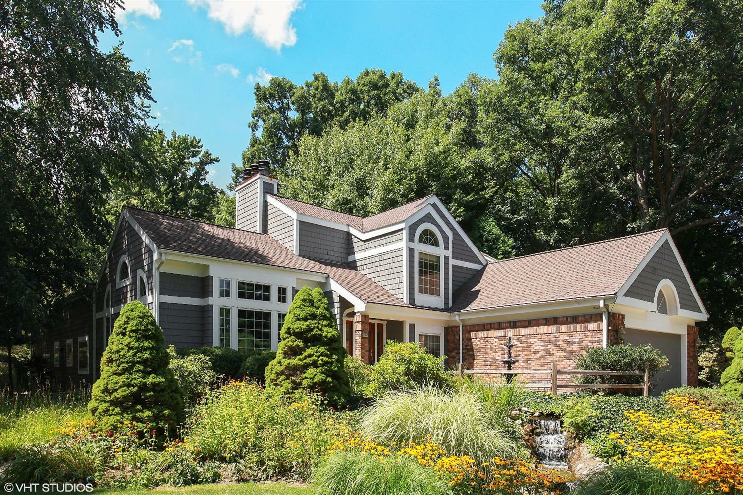 Property Photo: 912 N Roeske Trail IN 46360