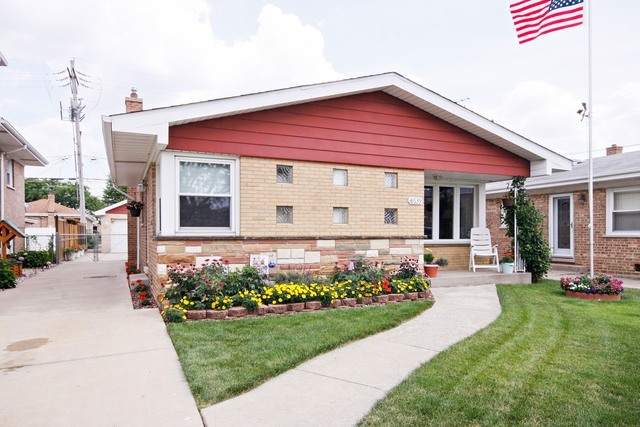 Property Photo:  8635 Keeler Avenue  IL 60652 