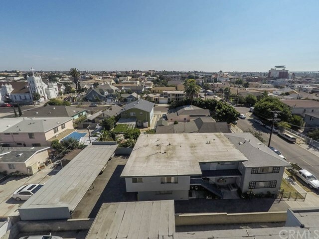 Property Photo:  1148 Fedora Street  CA 90006 