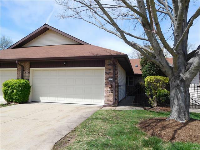 1271 Coral Bells  St Louis  63146 photo