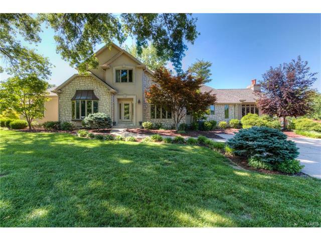 Property Photo:  28 Ladue Meadows  MO 63141 