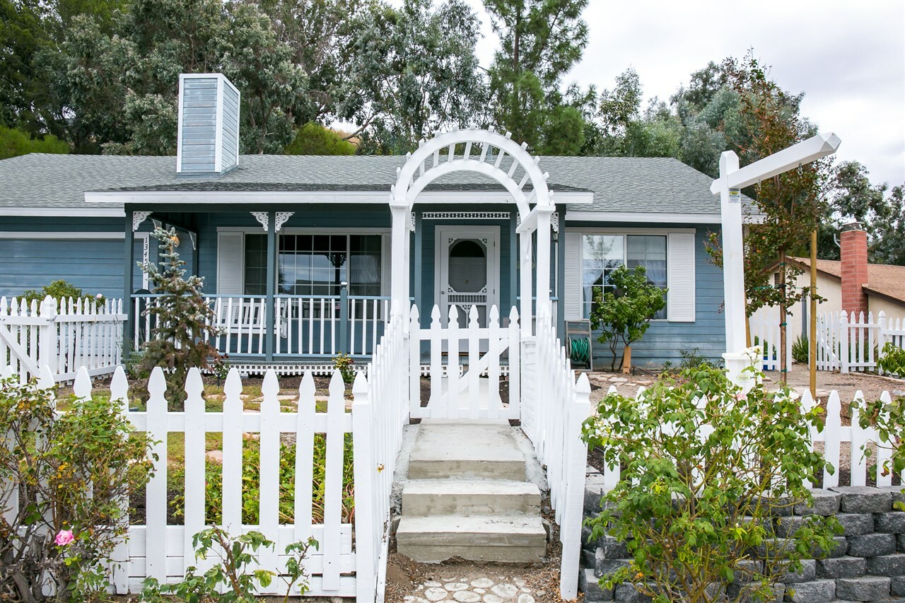 Property Photo:  13459 Starridge Street  CA 92064 