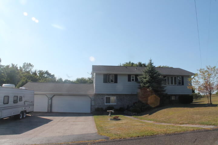 Property Photo:  2401 Franklin St  WI 54650 