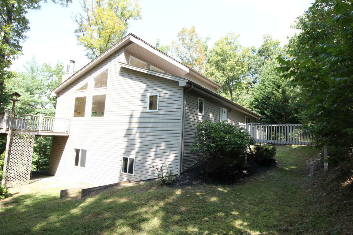 Property Photo:  6717 Raintree Rd  VA 24018 