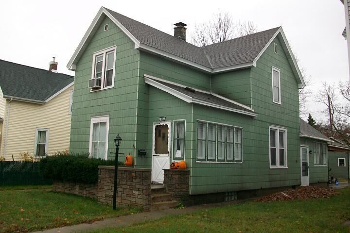 Property Photo:  1304 Jackson St  WI 54601 
