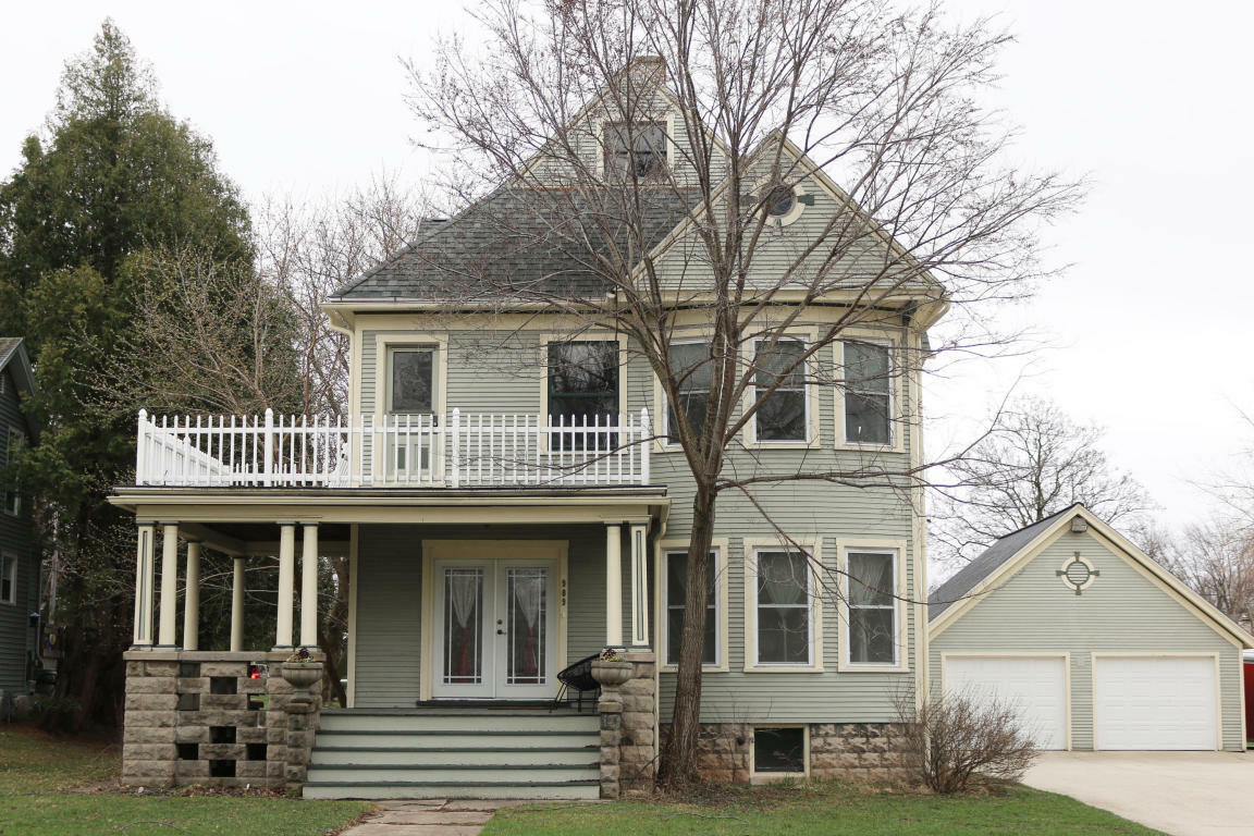 Property Photo:  909 Eastern Ave  WI 53073 