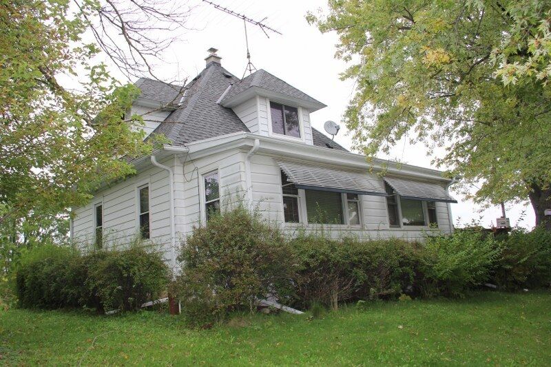 Property Photo: 5278 State Rd 167 WI 53033
