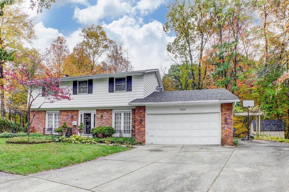 Property Photo: 6526 Red Fern Place OH 43229