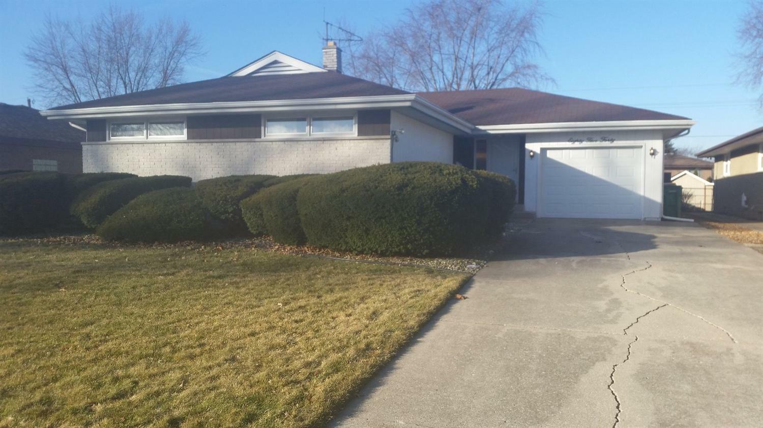 Property Photo: 8540 Jefferson Avenue IN 46321