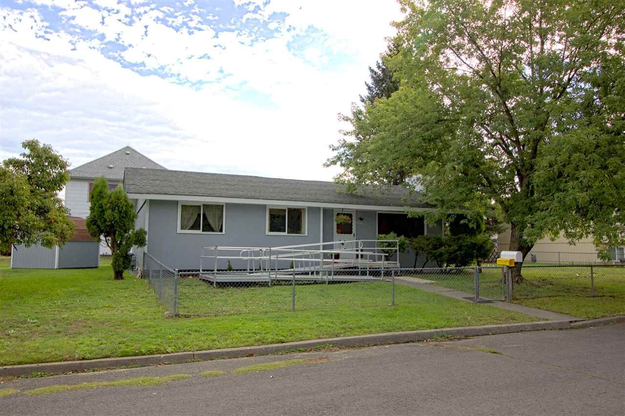 Property Photo:  2704 N Cuba St  WA 99217-7117 