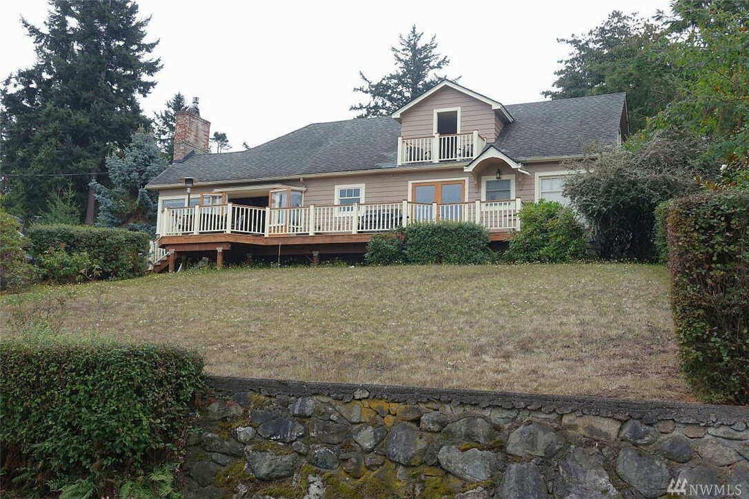 Property Photo:  455 Harrison St  WA 98250 