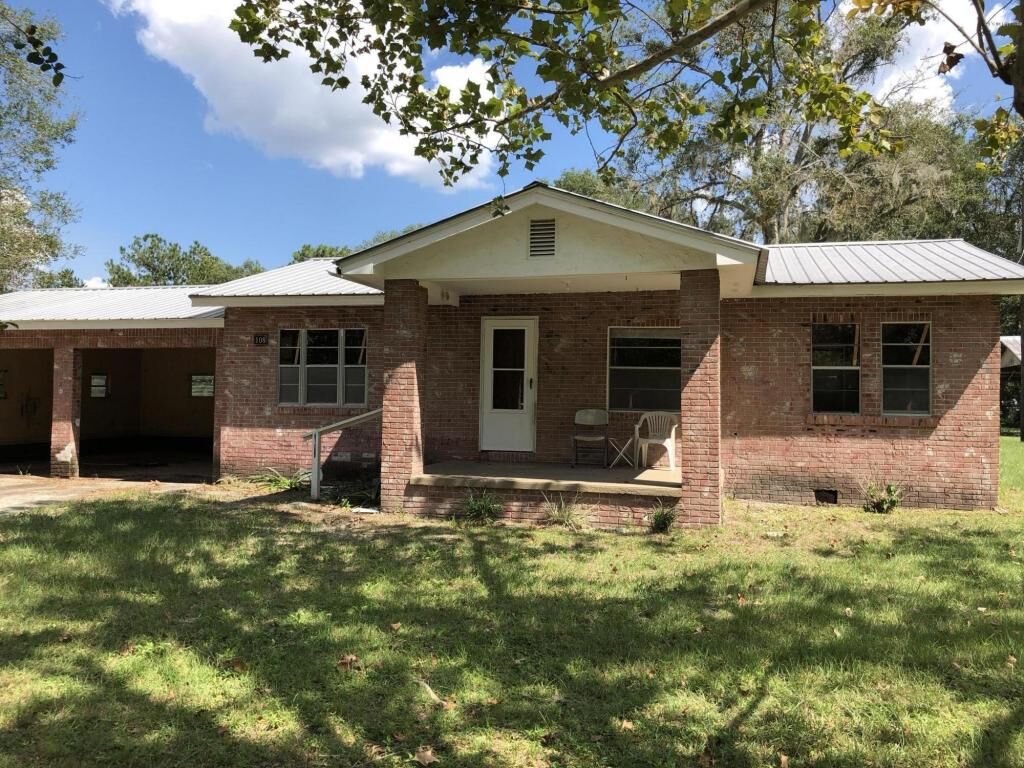 Property Photo:  108 Francis Road  FL 32177 