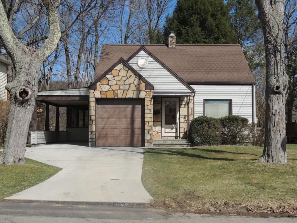 Property Photo:  1149 Ford Road  NY 13850 