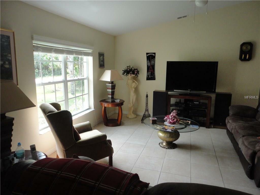 Property Photo:  17436 Quincy Avenue  FL 33948 