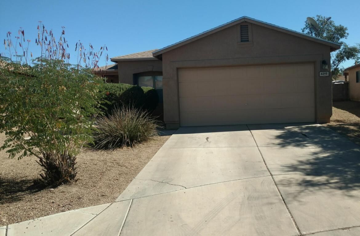 Property Photo:  6295 S Rose Nicole Drive  AZ 85746 