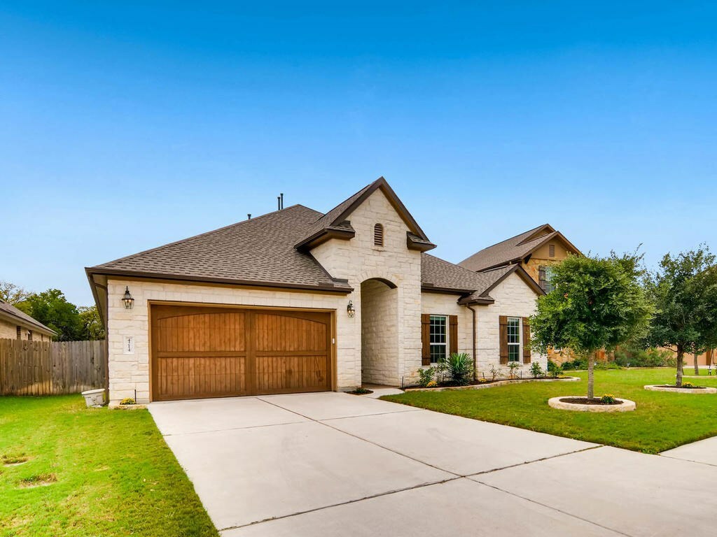 Property Photo: 4214 Zacharys Run TX 78613