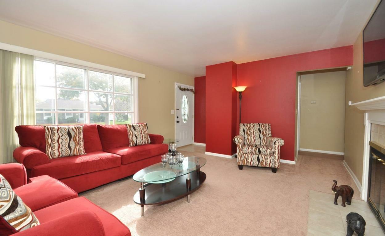 Property Photo: 4822 W Brentwood Ave WI 53223-6026