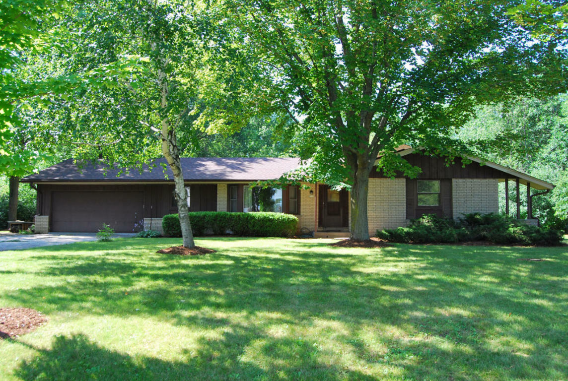 Property Photo: 2111 W Rael Dr WI 53097