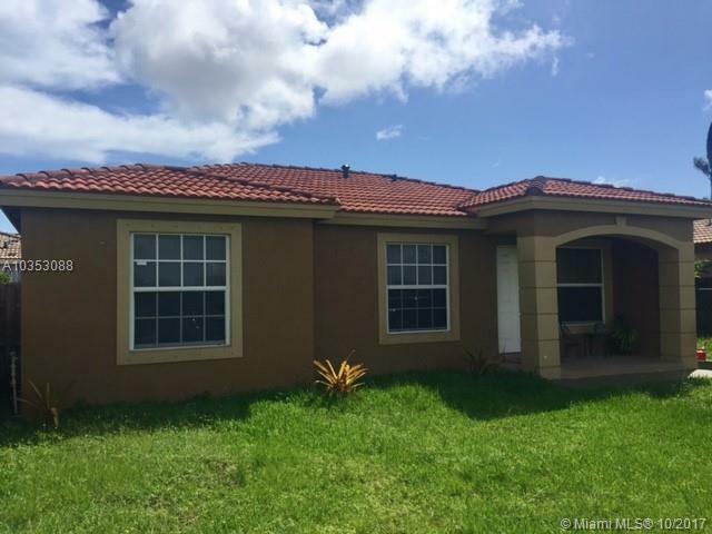 Property Photo:  25565 SW 139th Ave  FL 33032 