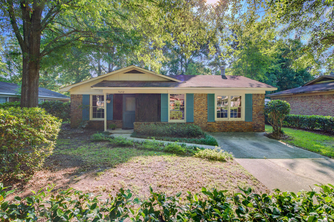 Property Photo:  7652 Crossgate Boulevard  SC 29420 