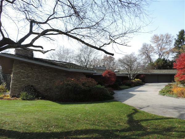 Property Photo:  3415 River Bluff Dr  WI 53083 