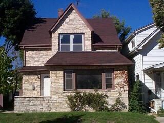 Property Photo:  