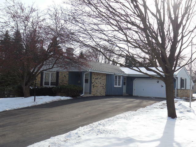Property Photo: N84w18167 Menomonee Ave WI 53051-2553