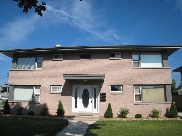 3444 S 76th St  Milwaukee WI 53219 photo