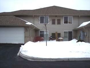 Property Photo:  4917 W Maple Leaf Cir 7  WI 53220 