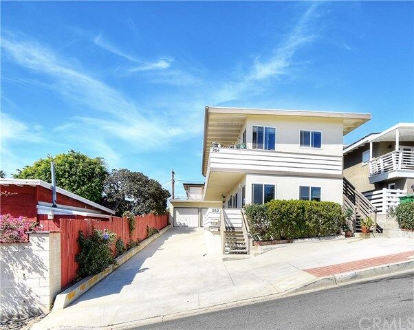 Property Photo: 284 Chiquita Street CA 92651