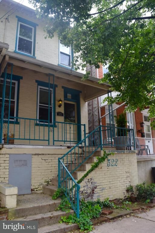 Property Photo: 522 E Orange Street PA 17602