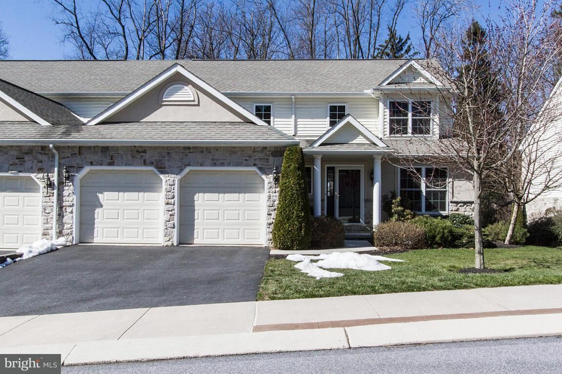 Property Photo: 1840 Windsong Lane PA 17602