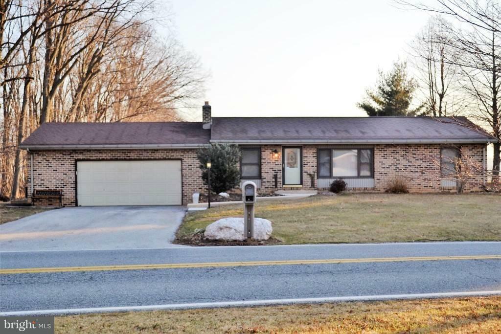 Property Photo:  2367 Myers Road  PA 17362 