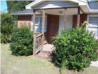 Property Photo:  1502 Live Oak Drive  SC 29461 