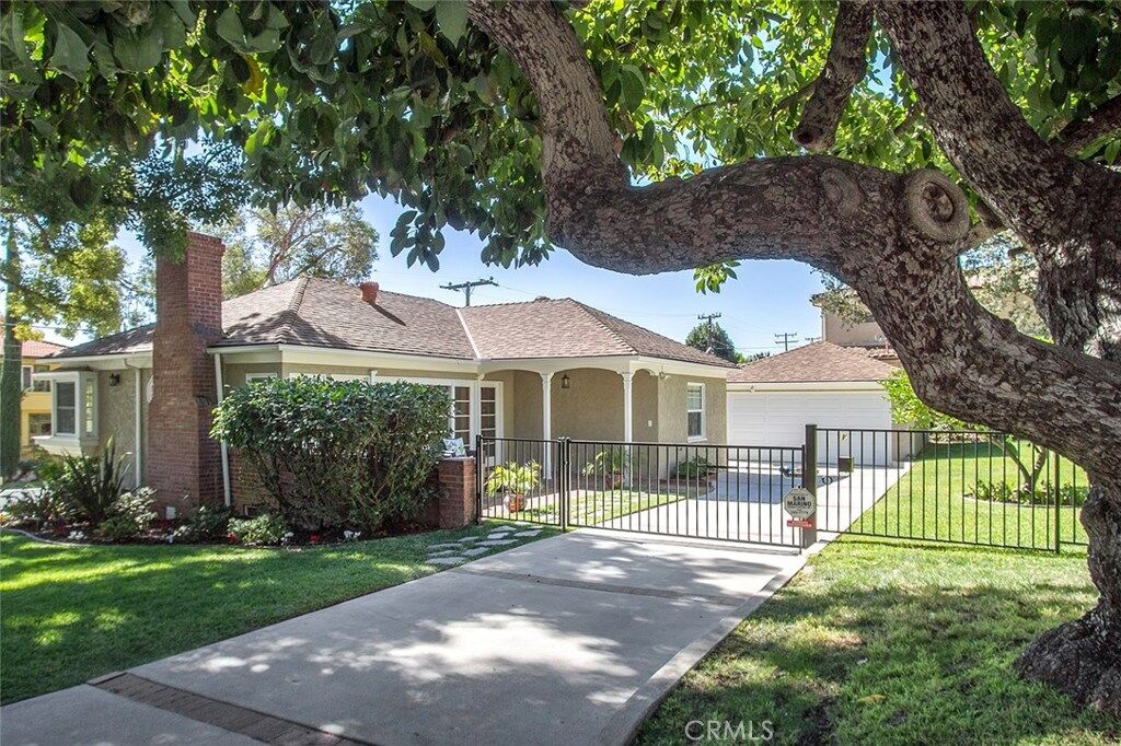 Property Photo:  247 El Nido Avenue  CA 91016 