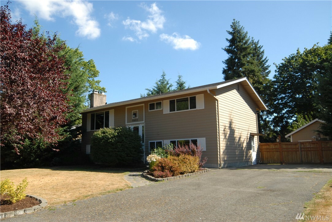 Property Photo:  8605 NE 139th St  WA 98034 