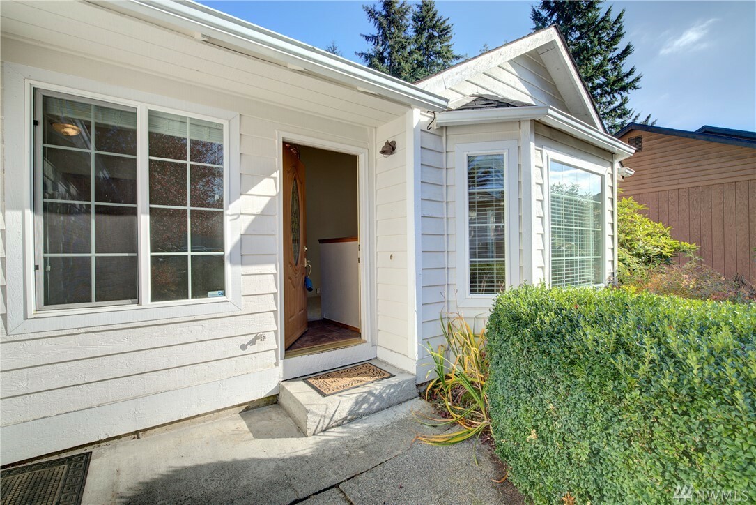 Property Photo:  12523 46th Dr SE  WA 98208 