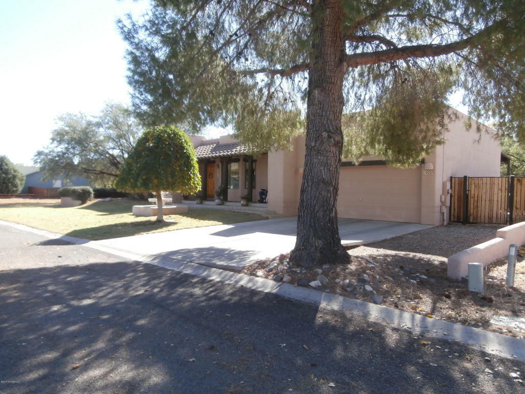 Property Photo:  10225 E Oak Creek Valley Drive  AZ 86325 