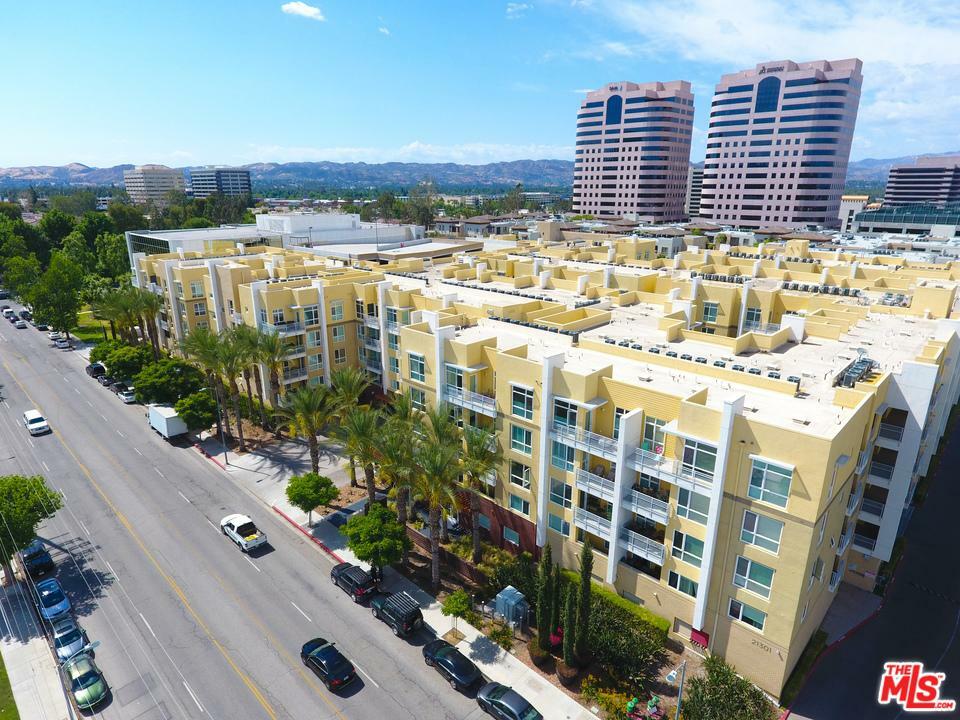Property Photo: 21301 Erwin St 201 CA 91367