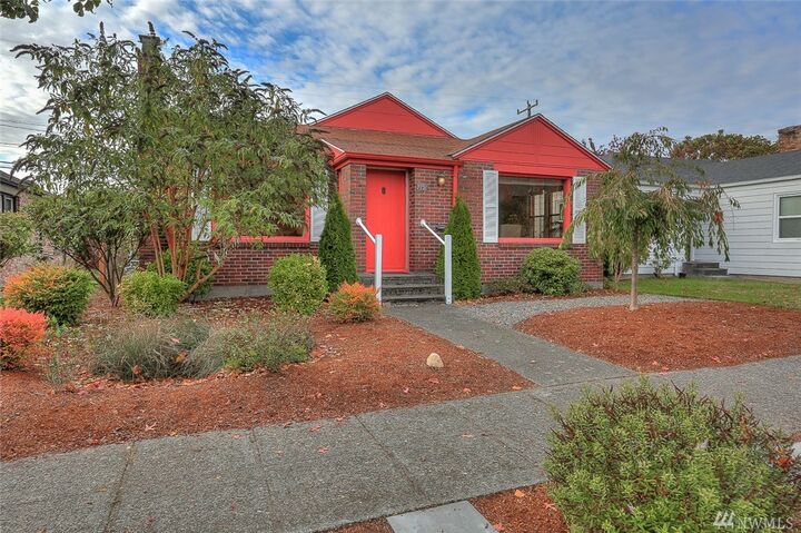 7731 Jones Ave NW  Seattle WA 98117 photo